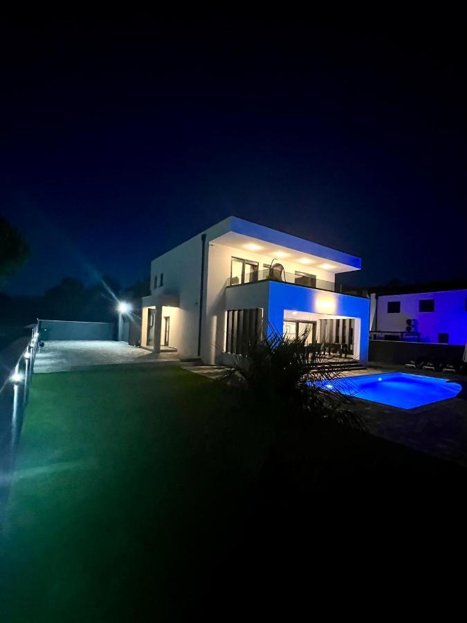 Villa Mila فرسي المظهر الخارجي الصورة