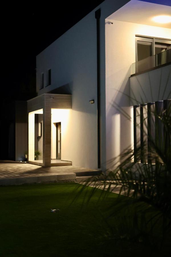 Villa Mila فرسي المظهر الخارجي الصورة