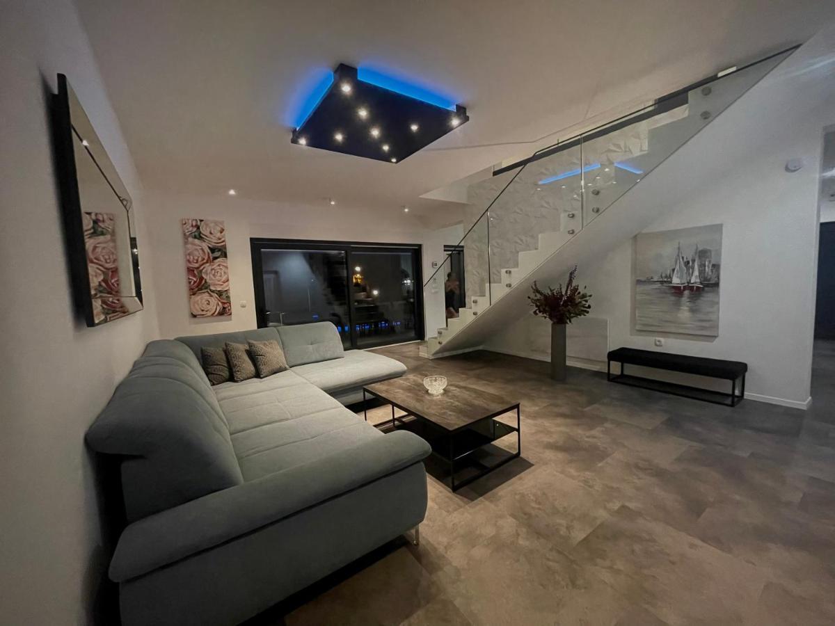 Villa Mila فرسي المظهر الخارجي الصورة
